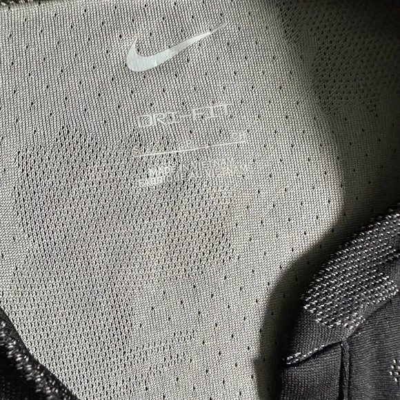 Nike Women’s Black Golf Tennis Shirt with Tonal Floral Pattern - size small - Picture 3 of 5